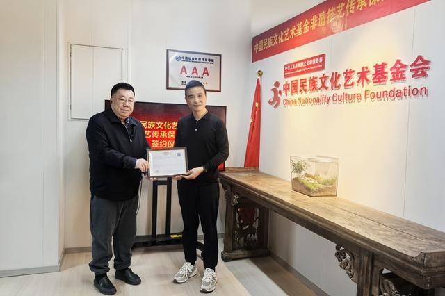 澳门新葡京官网高梵:以一岁一非遗传承哲学重塑全球高端生活方式(图2) 澳门新葡京官网高梵:以一岁一非遗传承哲学重塑全球高端生活方式(图2)